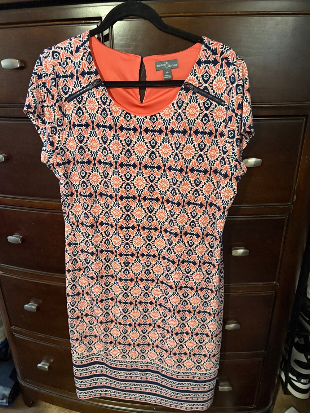 Market & Spruce  Coral and Navy Printed Short-Sleeve Shift Dress